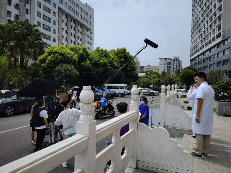 石龙区广告片拍摄公司低成本实现高规格制作的诀窍